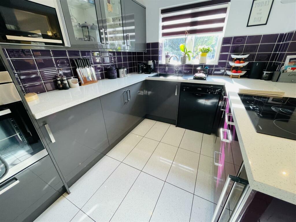 Additional image 11 of Campbell Close, Galley Common