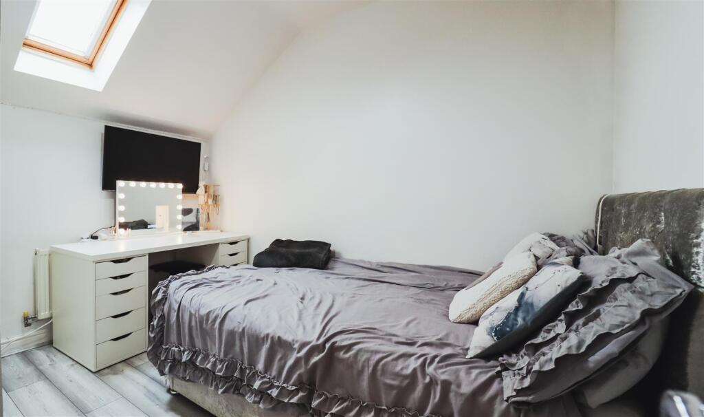 Additional image 27 of Galanos, Long Itchington, Southam