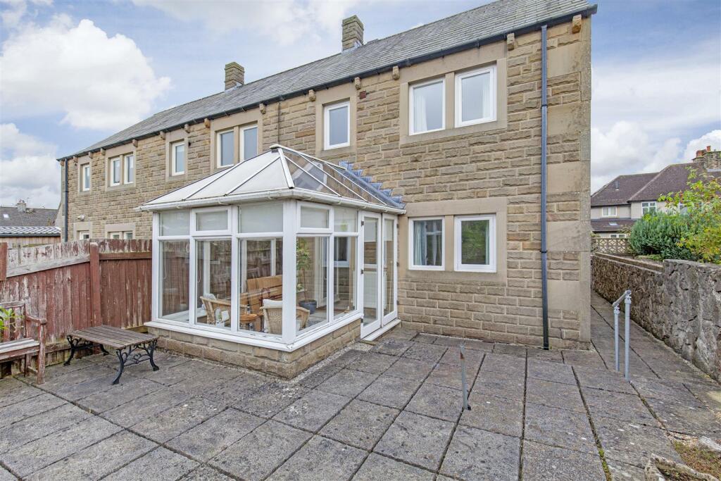 Additional image 19 of Glebe Avenue, Great Longstone, Bakewell