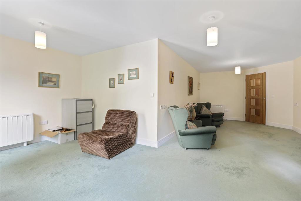 Additional image 7 of Wilton Court, Southbank Road, Kenilworth, CV8 1RX