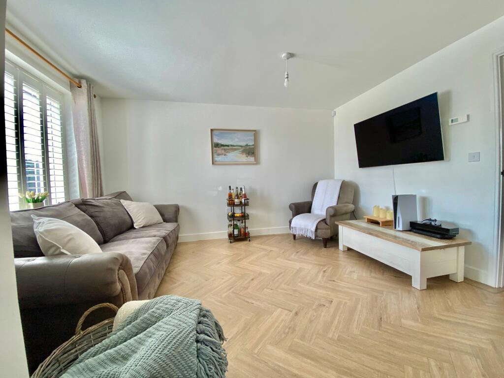 Additional image 32 of Wem Drive, Bulkington, CV12