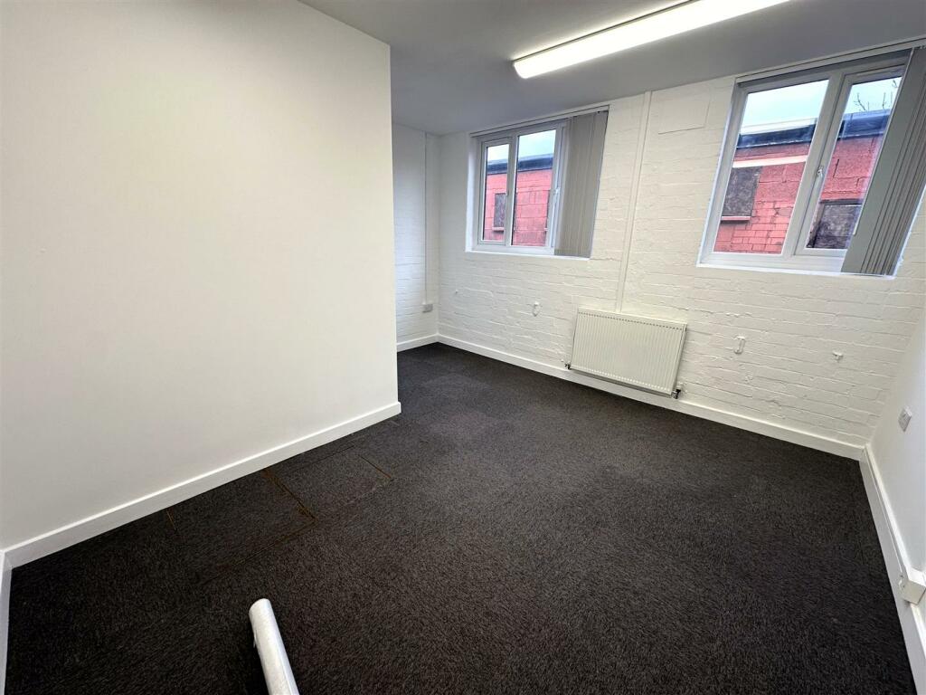 Additional image 5 of Central Avenue, Abbey Green, Nuneaton