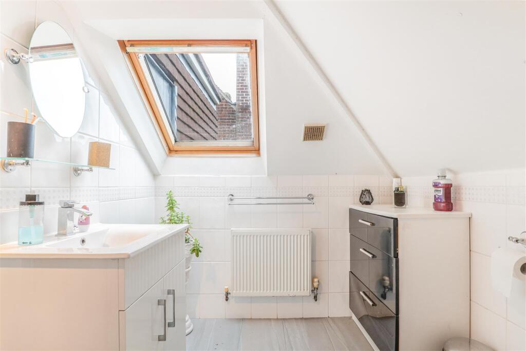 Additional image 14 of Highland Road, Kenilworth