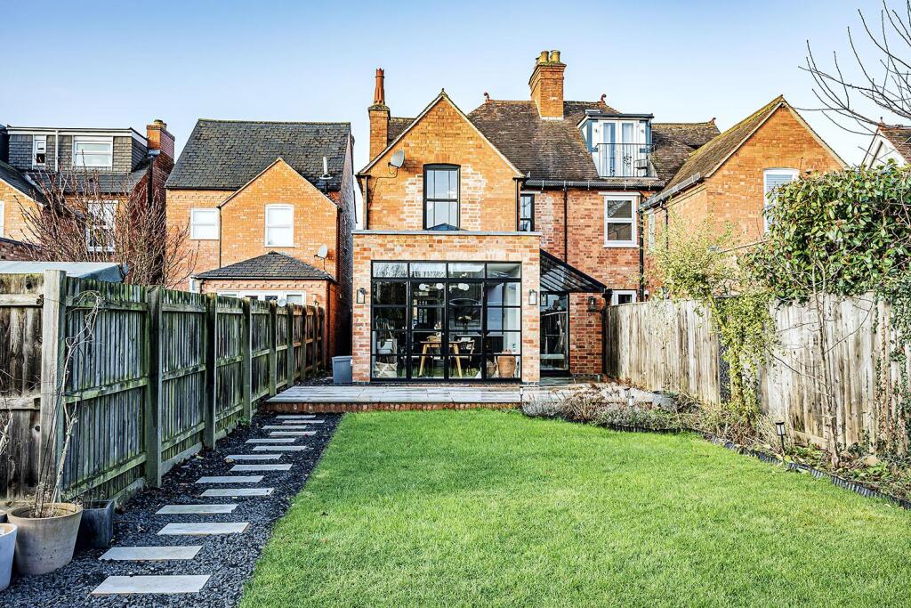 Additional image 26 of Percy Street, Stratford-Upon-Avon