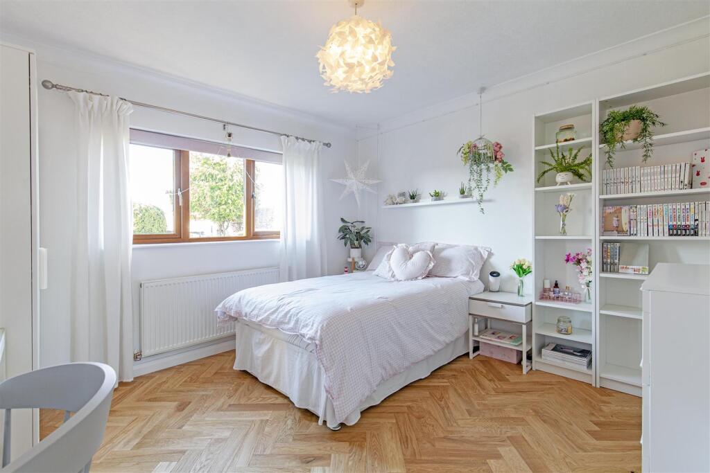 Additional image 9 of The Close, Great Longstone, Bakewell, Derbyshire, DE45 1TT