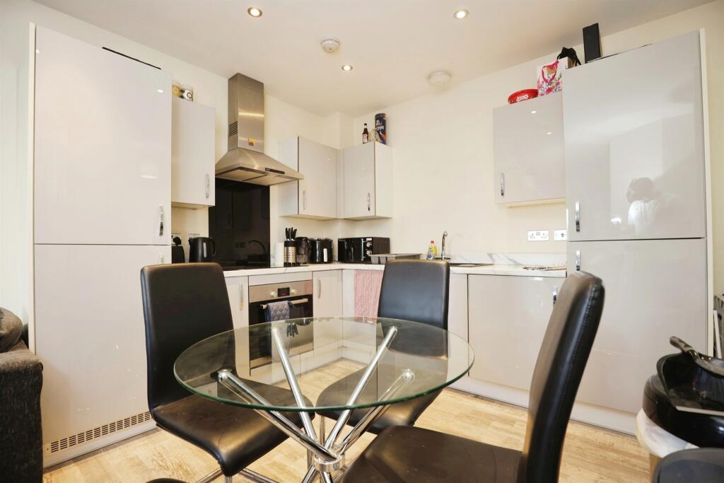 Additional image 4 of Mallard Close, Southam