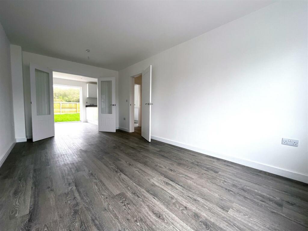 Additional image 4 of Hillside Drive, Chapel Lane