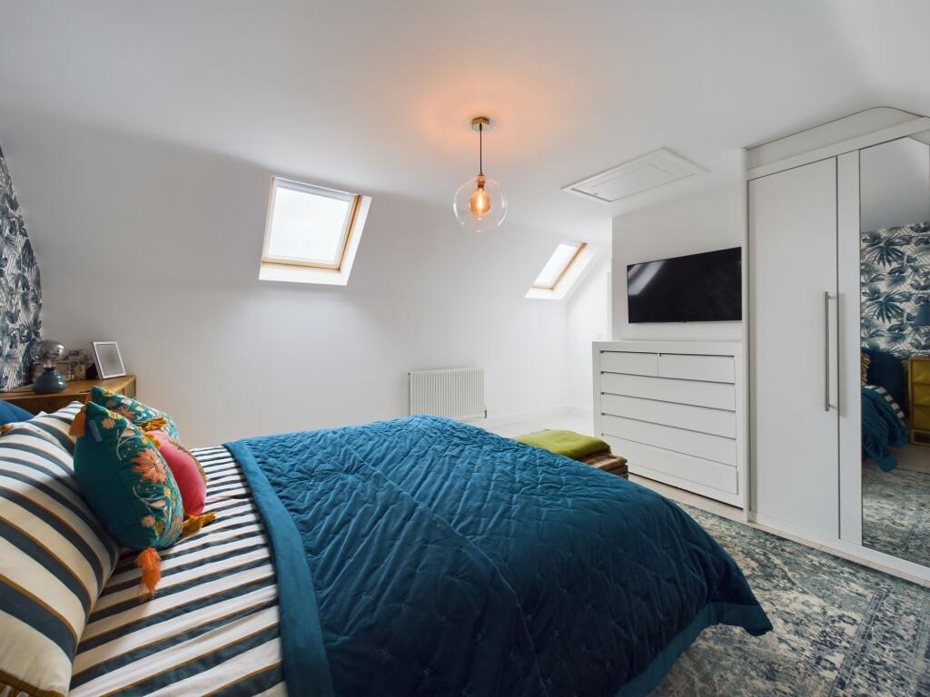 Additional image 22 of Persian Close, City Point