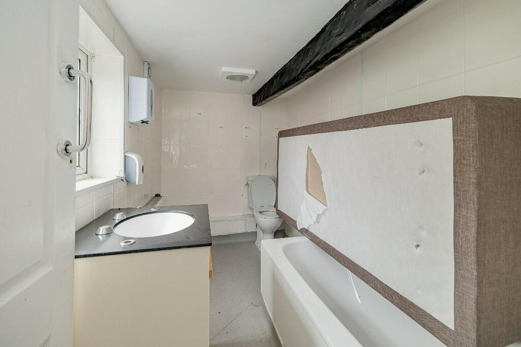 Additional image 29 of Bank Hall Farm, Swanlow Lane, Winsford, CW7 4BP