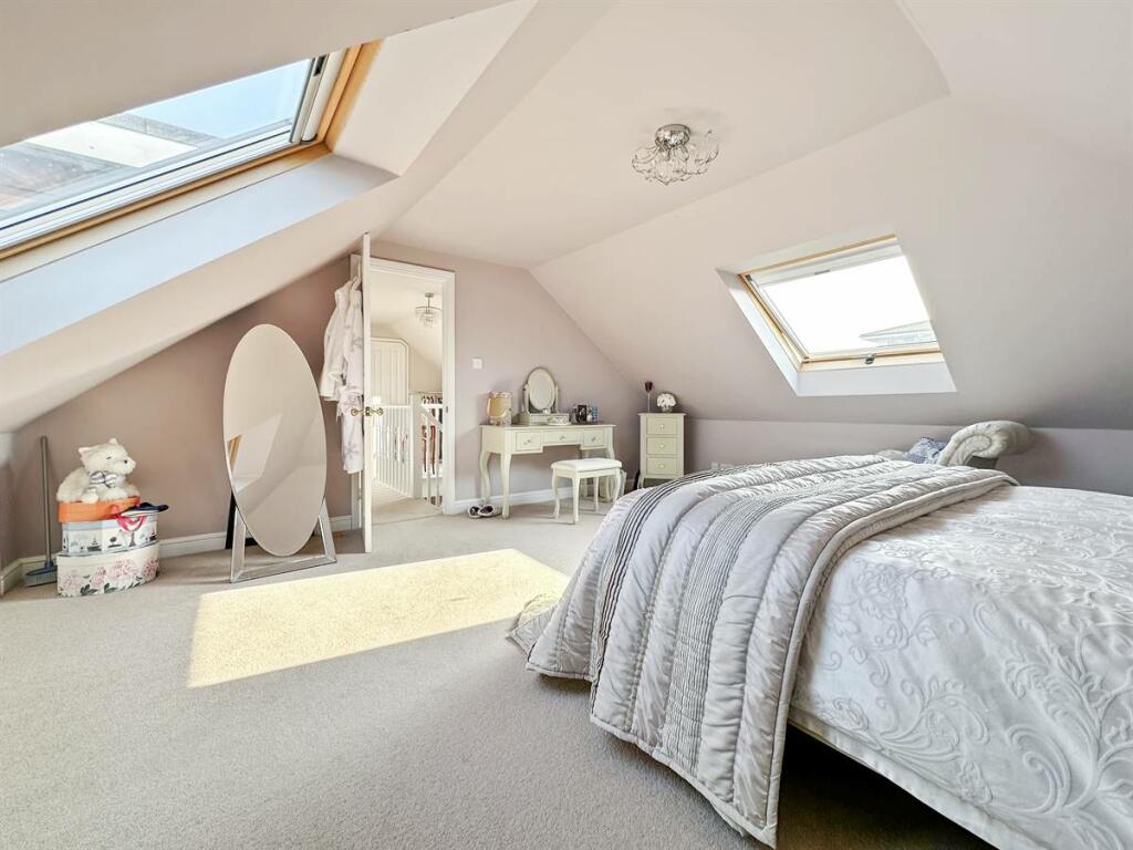 Additional image 18 of Lonsdale Avenue, Margate