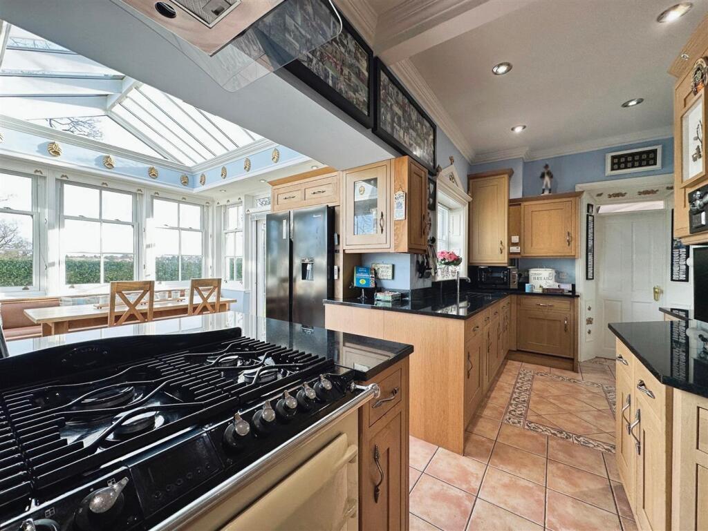 Additional image 69 of Westhill Road, Blackdown, Leamington Spa