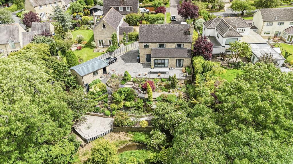 Primary image of Cotswold Close, Tredington, Warwickshire