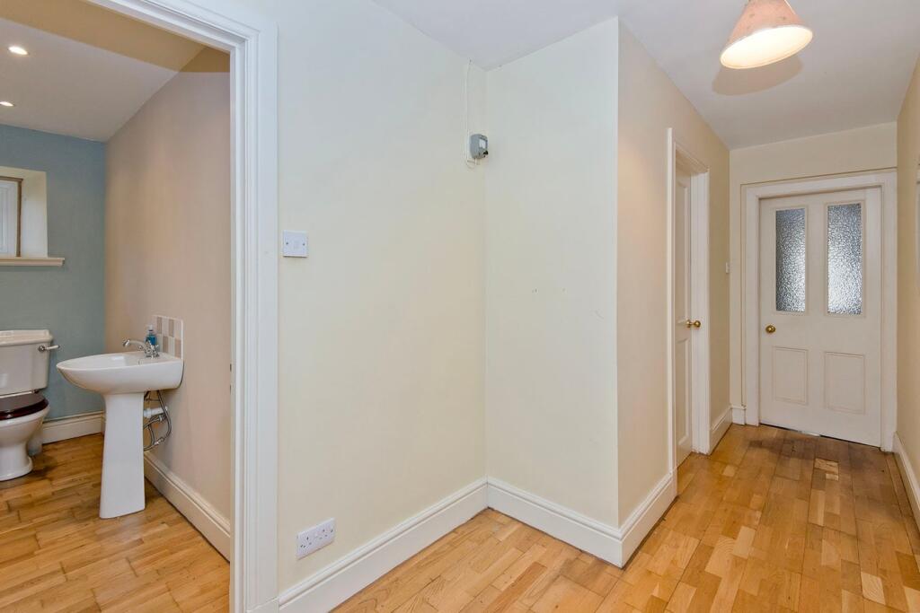 Additional image 20 of Montrose, DD10