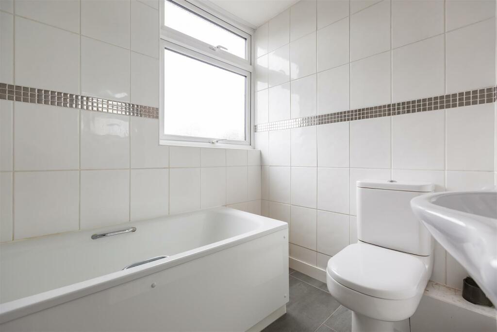 Additional image 15 of Warwick Gardens, Meopham