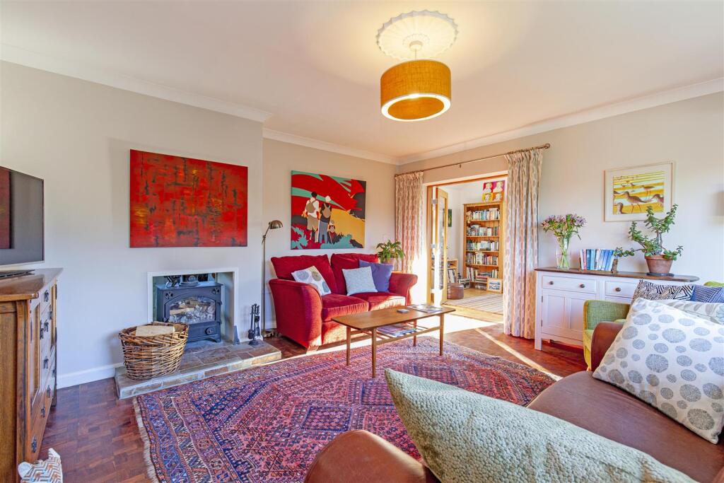 Additional image 3 of The Close, Great Longstone, Bakewell, Derbyshire, DE45 1TT