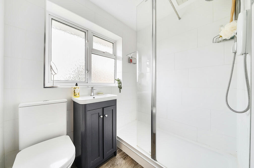 Additional image 11 of Cedar Drive, Sutton At Hone, Dartford, Kent, DA4