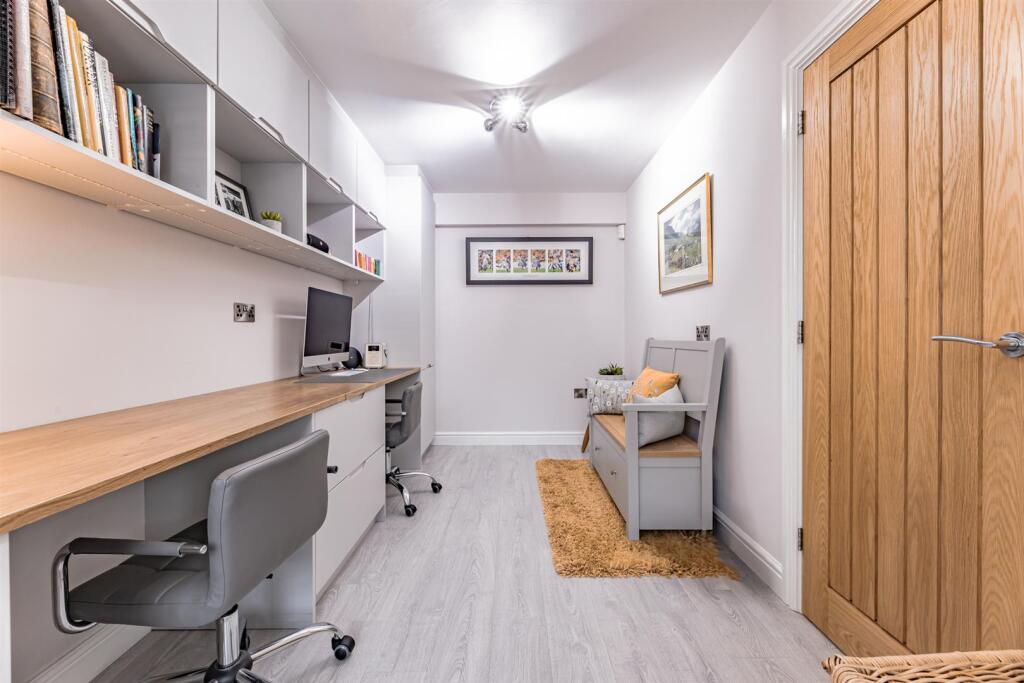 Additional image 12 of Exceptionally presented detached property tucked away on prized cul-de-sac