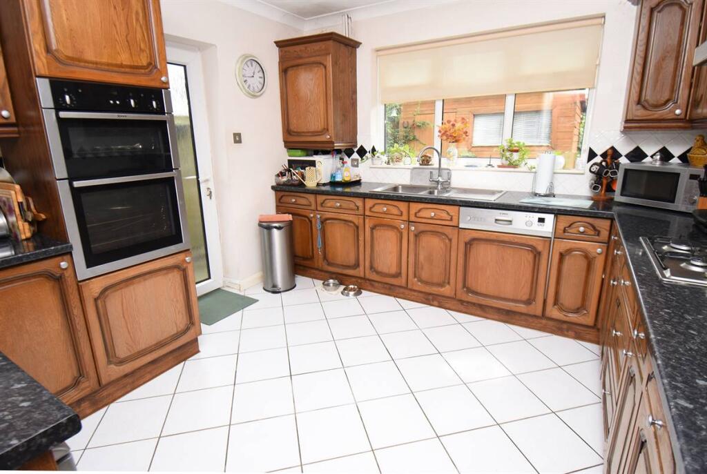 Additional image 8 of Woodvale Avenue, Chestfield, Whitstable