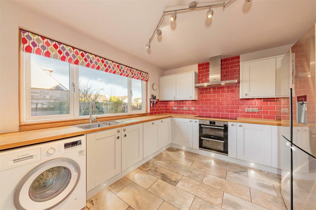 Additional image 6 of Rosemount Road, Birkhill, Dundee