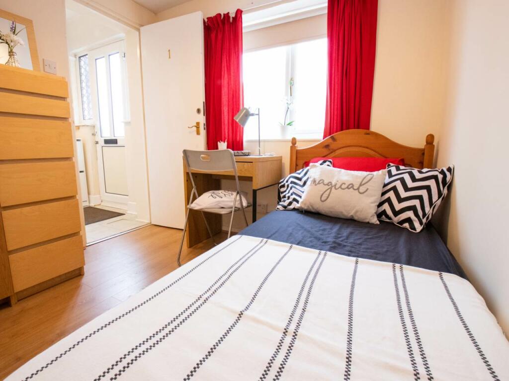 Additional image 7 of Clifton Gardens, Canterbury, Kent