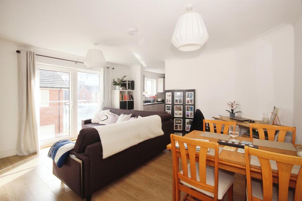 Additional image 2 of Tatler Close, WARWICK