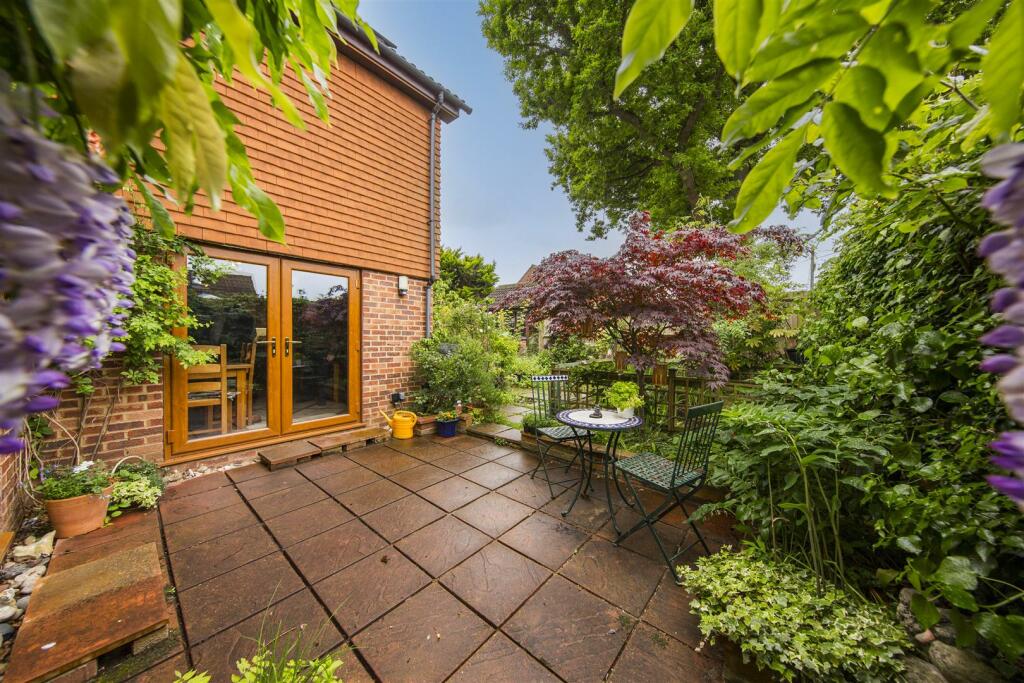 Additional image 32 of Southfleet Avenue, Longfield