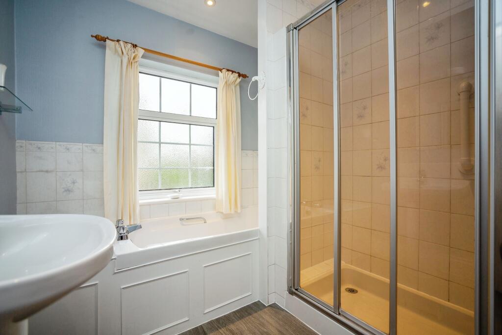 Additional image 15 of Parrock Avenue, Gravesend, DA12