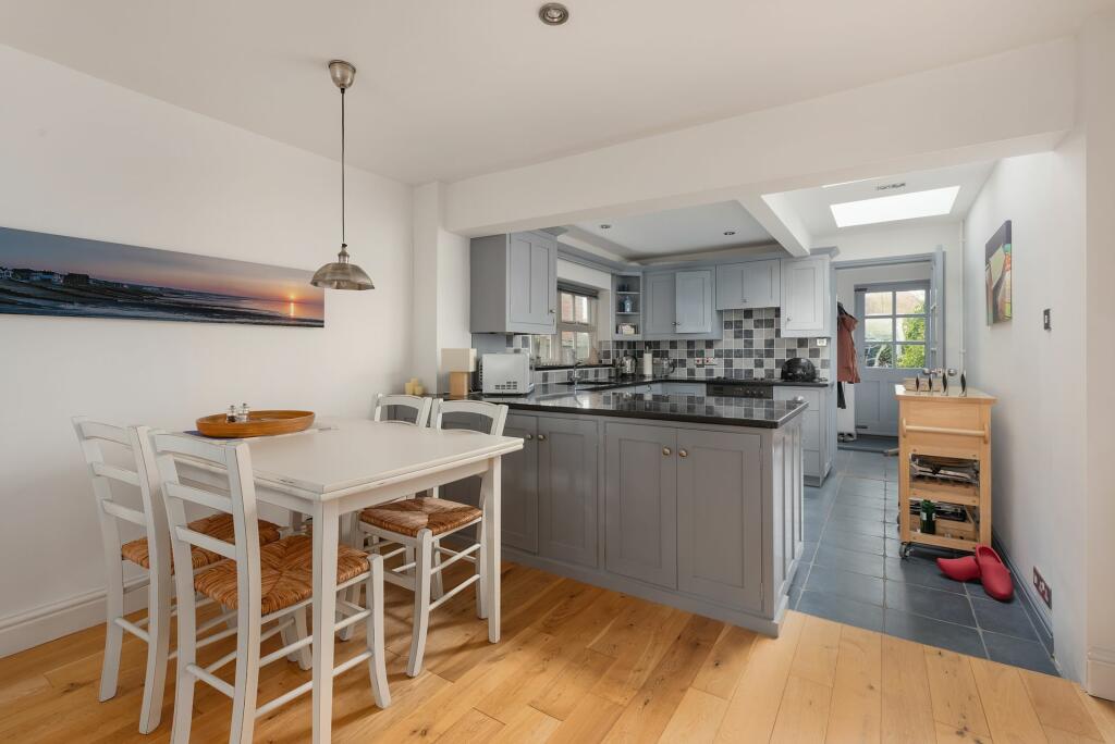 Additional image 4 of Island Wall, Whitstable, CT5