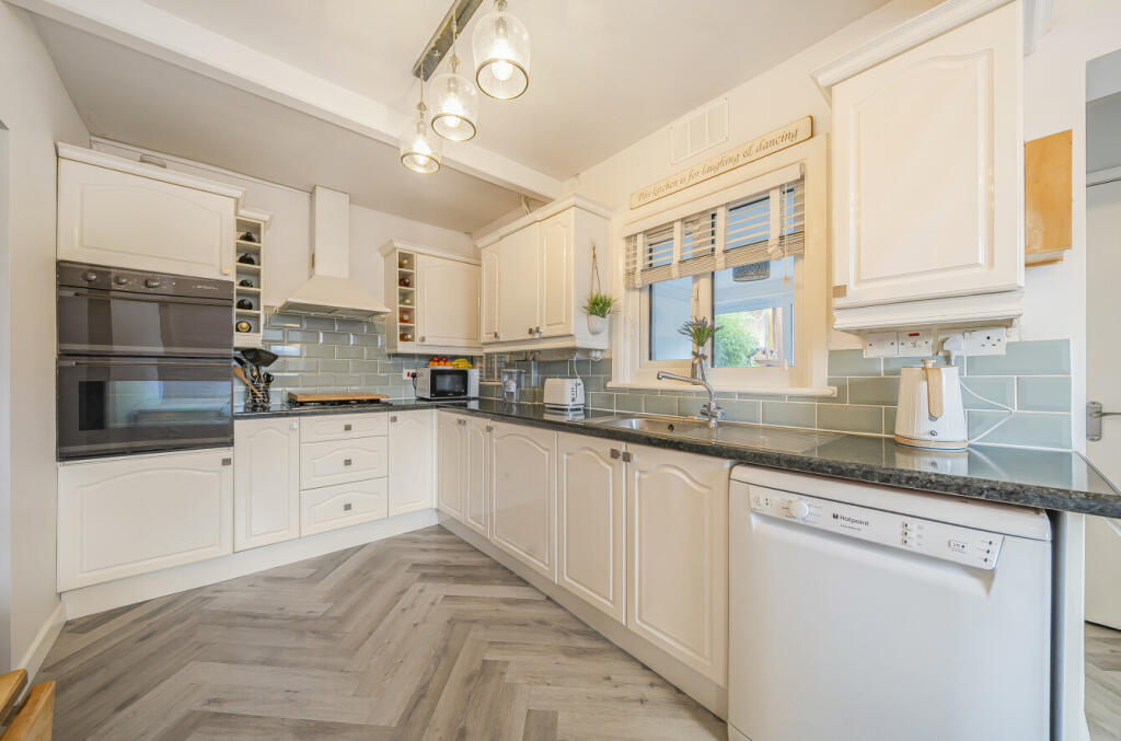 Additional image 24 of Hill Rise, Darenth, Dartford, Kent, DA2