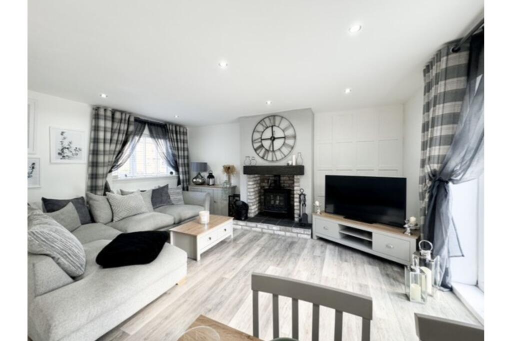 Additional image 9 of Grove Place, Bakewell, DE45