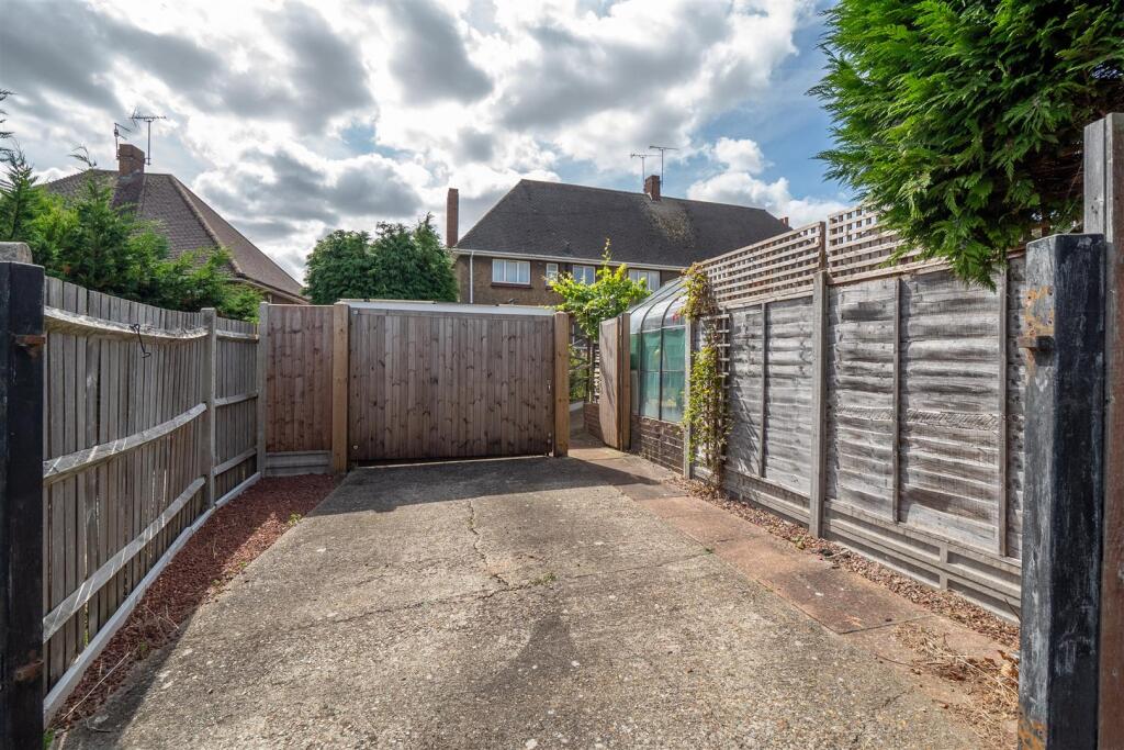 Additional image 24 of Bristol Road, Gravesend