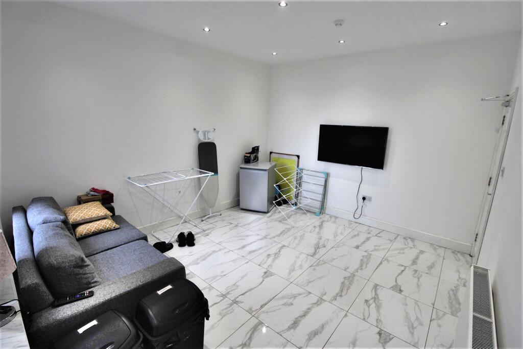 Additional image 4 of Beaconsfield Road, Coventry, CV2 4AR