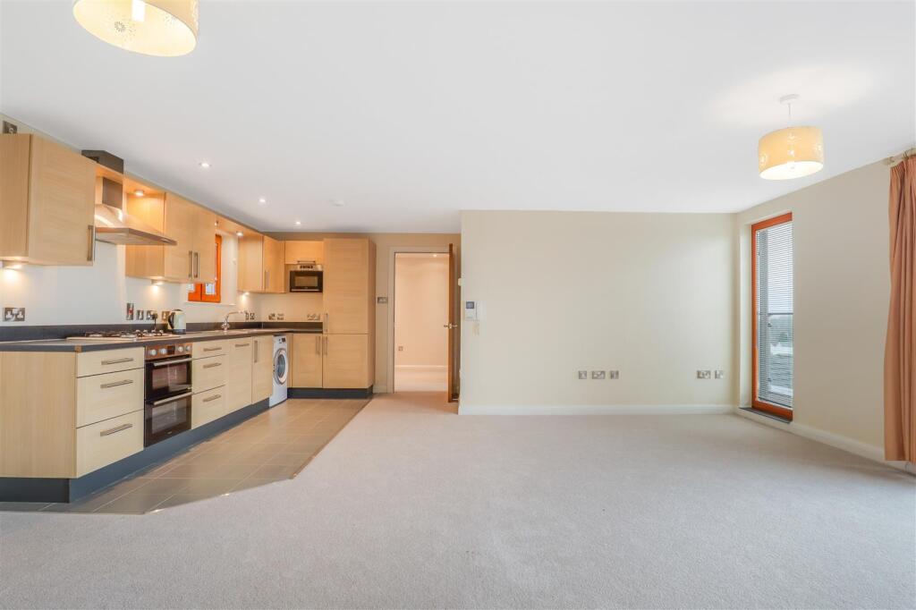 Additional image 6 of Abbey End, Kenilworth