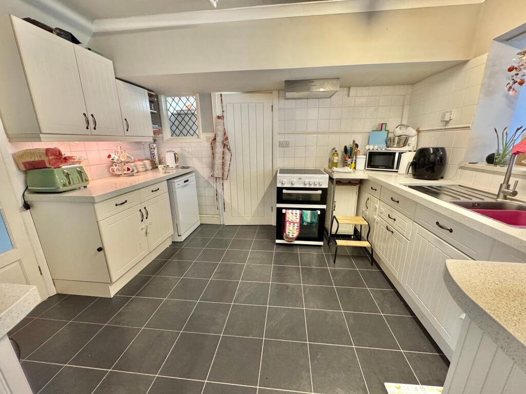 Additional image 10 of Heath Road, Bedworth, CV12