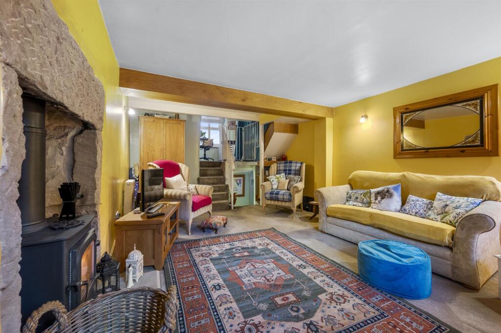 Additional image 28 of Yew Tree Hill, Holloway