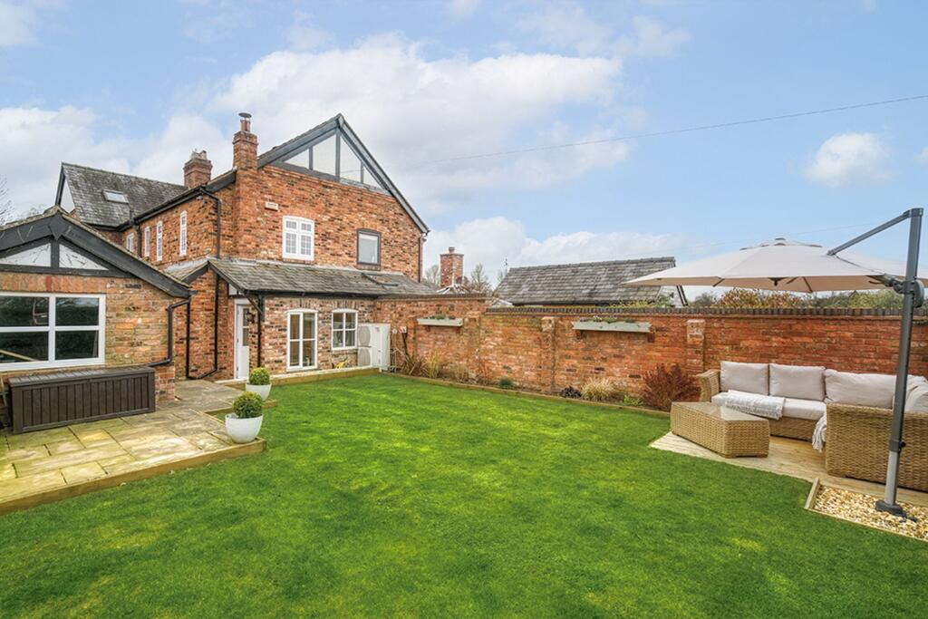 Additional image 29 of Characterful semi-rural Sandiway home