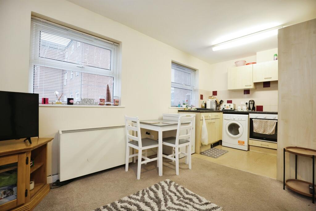 Additional image 5 of Cambridge Street, Rugby