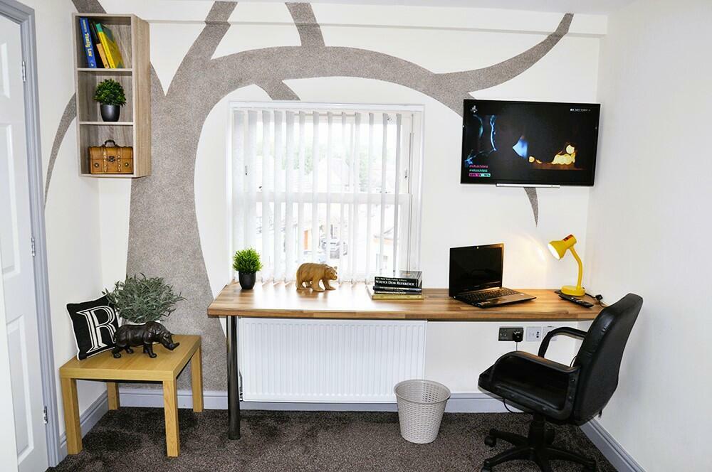 Additional image 9 of Room 4 - Students 2025/26 - DE1