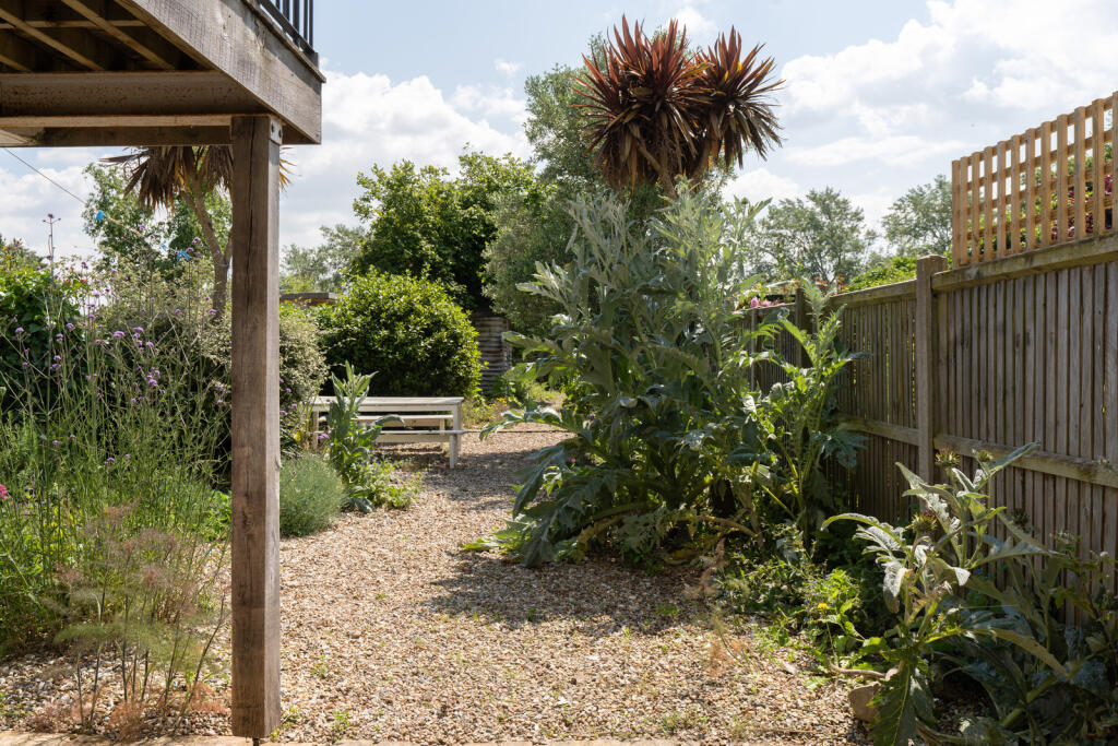 Additional image 15 of Island Wall, Whitstable, Kent