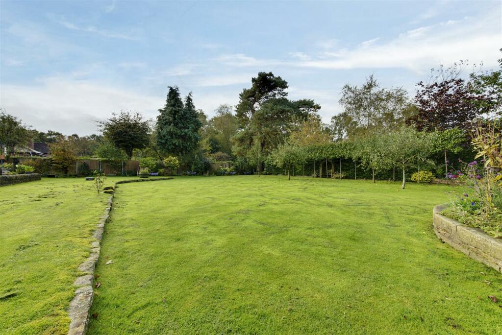 Additional image 54 of Spacious home on the exclusive Blackfirs Lane, Somerford, Congleton