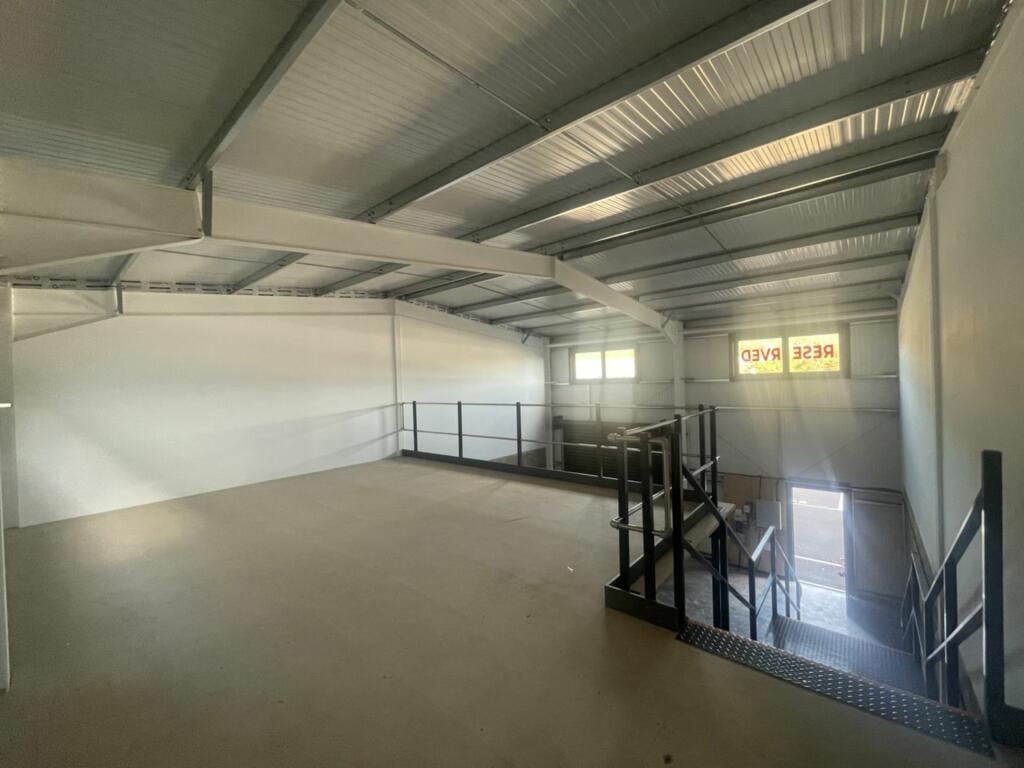 Additional image 3 of Barnfield Road, Folkestone, CT19