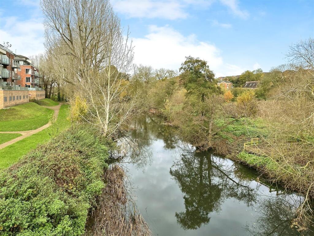 Additional image 17 of Trent Place, Warwick