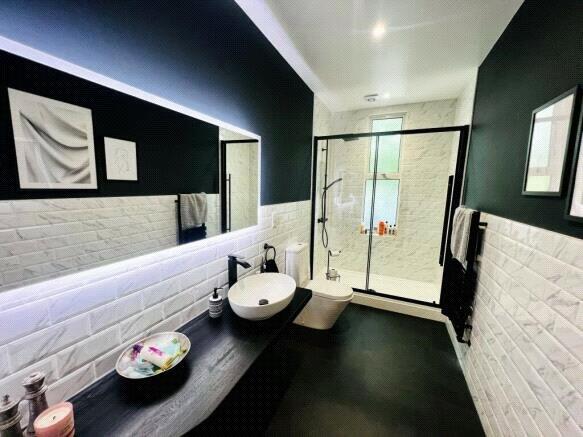 Additional image 6 of Avenue Road, Leamington Spa, Warwickshire, CV31