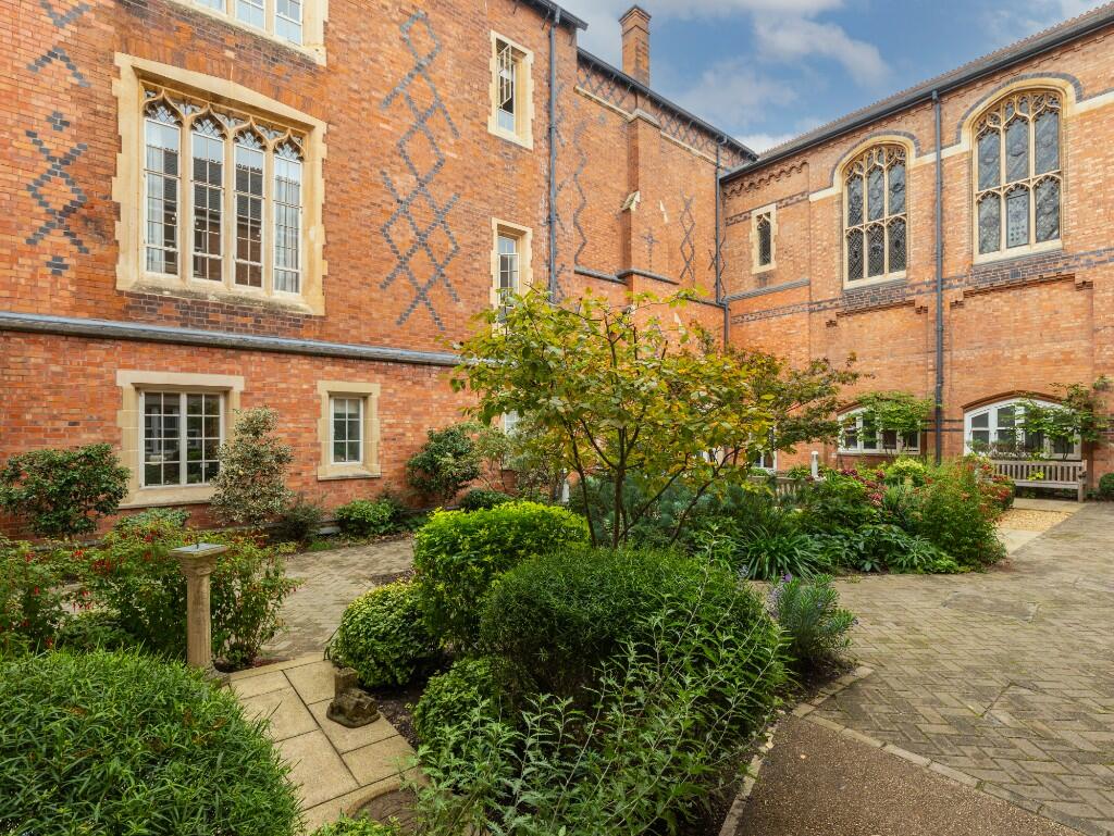 Additional image 2 of Binswood Avenue, Leamington Spa, Warwickshire, CV32