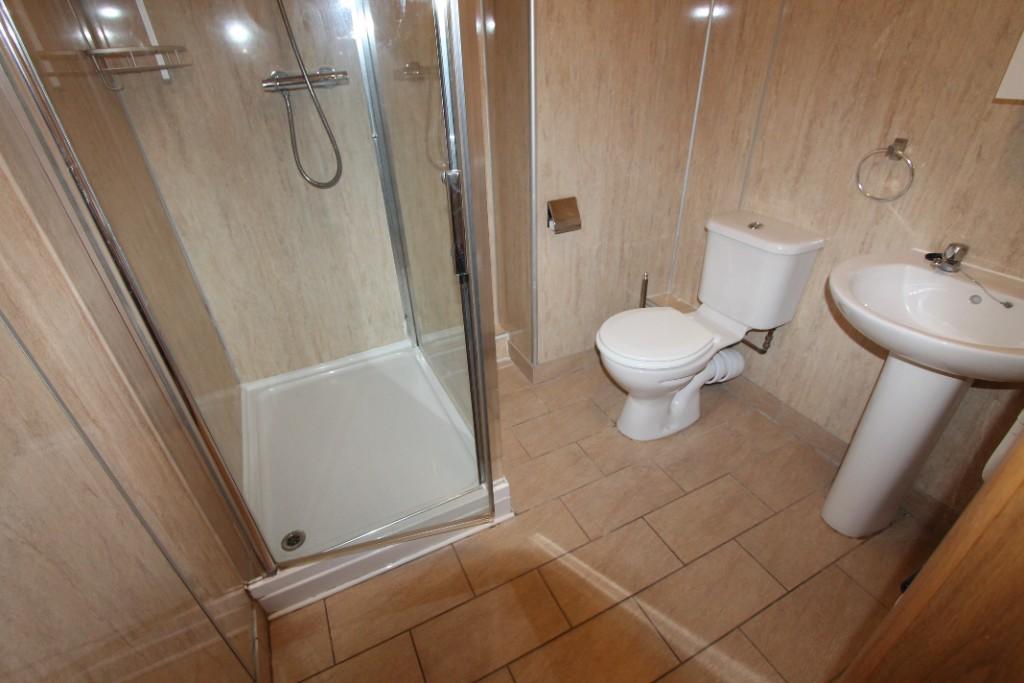 Additional image 7 of Flat 4, 118-120 Warwick Street, Leamington Spa, Warwickshire, CV32