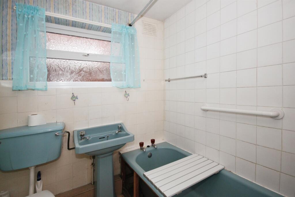 Additional image 7 of Lamerton Close, Coventry