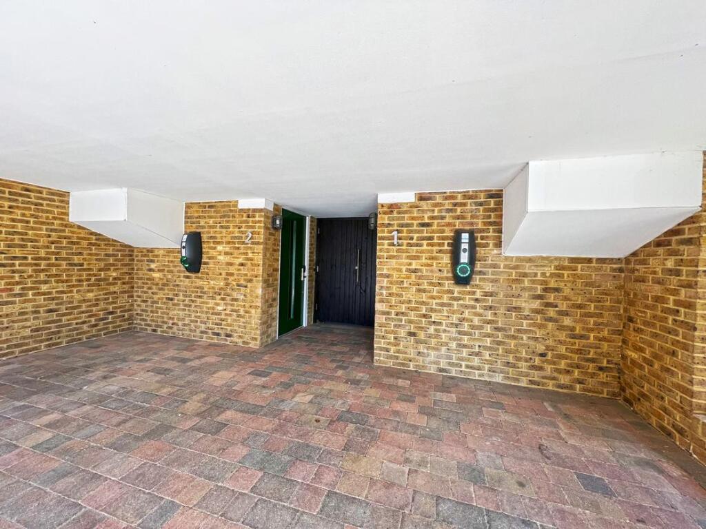 Additional image 13 of Warehouse Cottages, Sea Street, Whitstable, United Kingdom, CT5 1AN