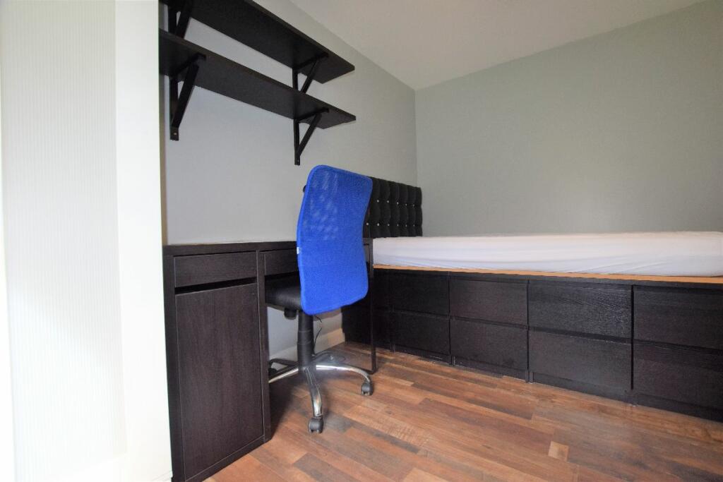 Additional image 12 of 7 Bed Student Home - 91 Tenterden Drive
