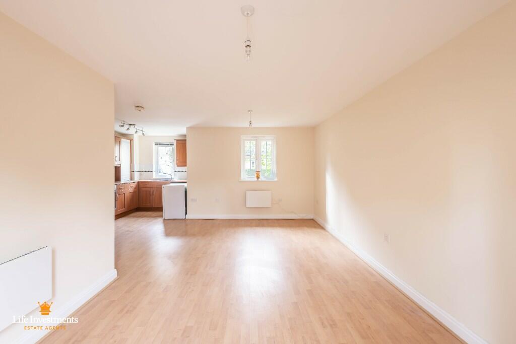 Additional image 8 of Avocet Close, Rugby, Warwickshire, CV23