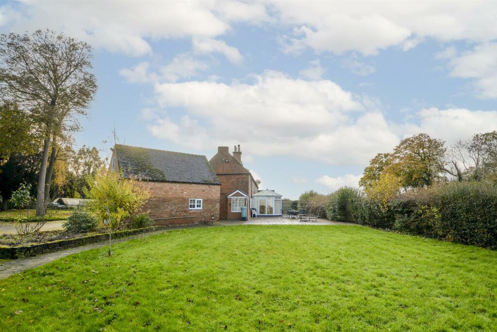 Additional image 27 of Beech Cottage, The Park, London Road, Shardlow